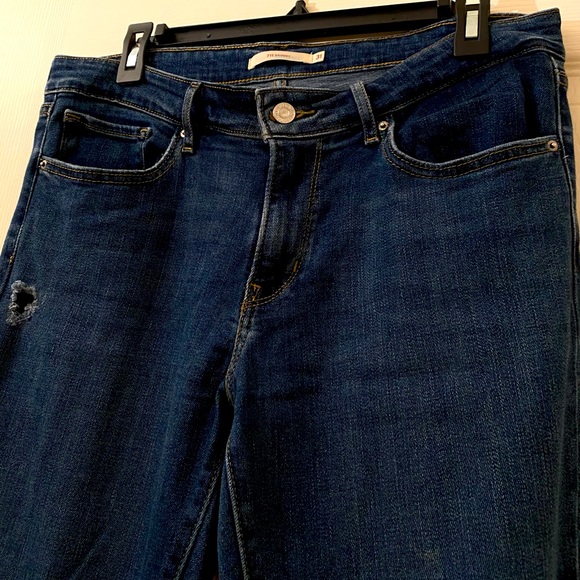 REDUCED! Levi Strauss & Co. 711 Skinny 31 EUC - Picture 3 of 8